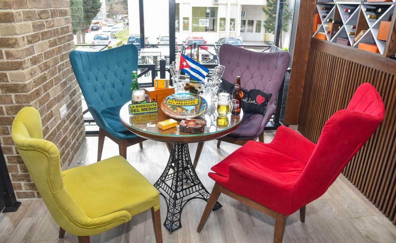 Hotel Del Medio Sutomore Εξωτερικό φωτογραφία